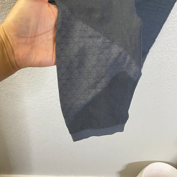 Spanx Womens Gray Look At Me Now Seamless Full Length Moto Leggings Pants Large - Picture 5 of 7